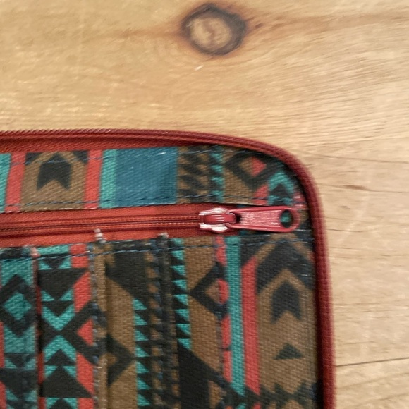 KAVU Large Zippered Southwestern Aztec Tribal turquoise Wallet Phone Case EUC - Picture 4 of 7